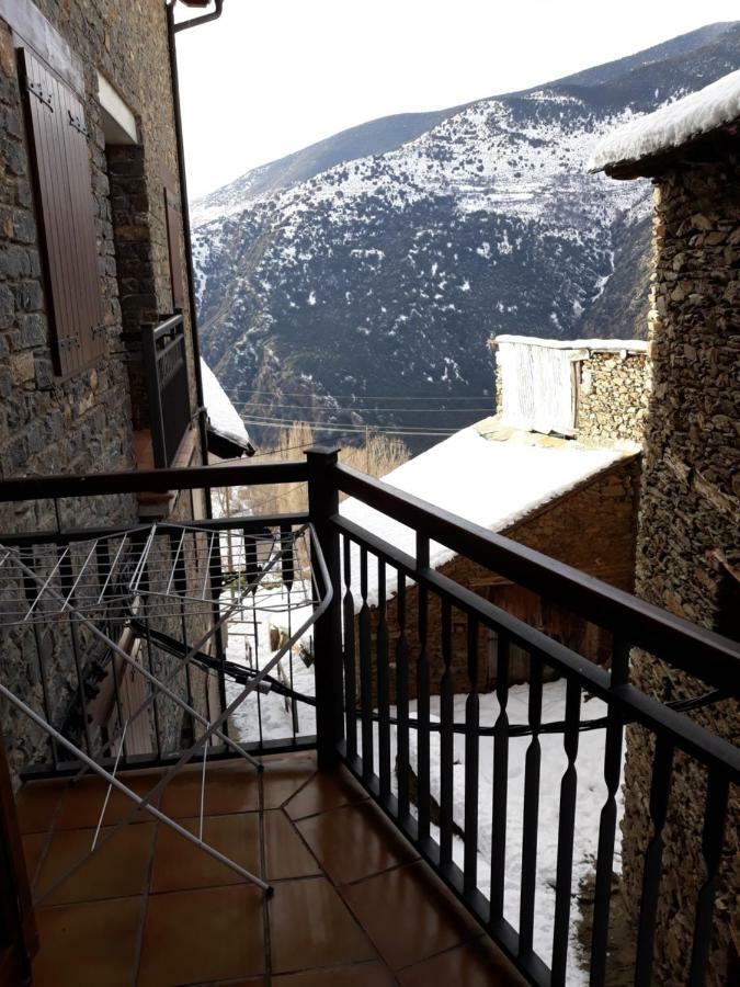 Apartament De La Lali Roní Buitenkant foto