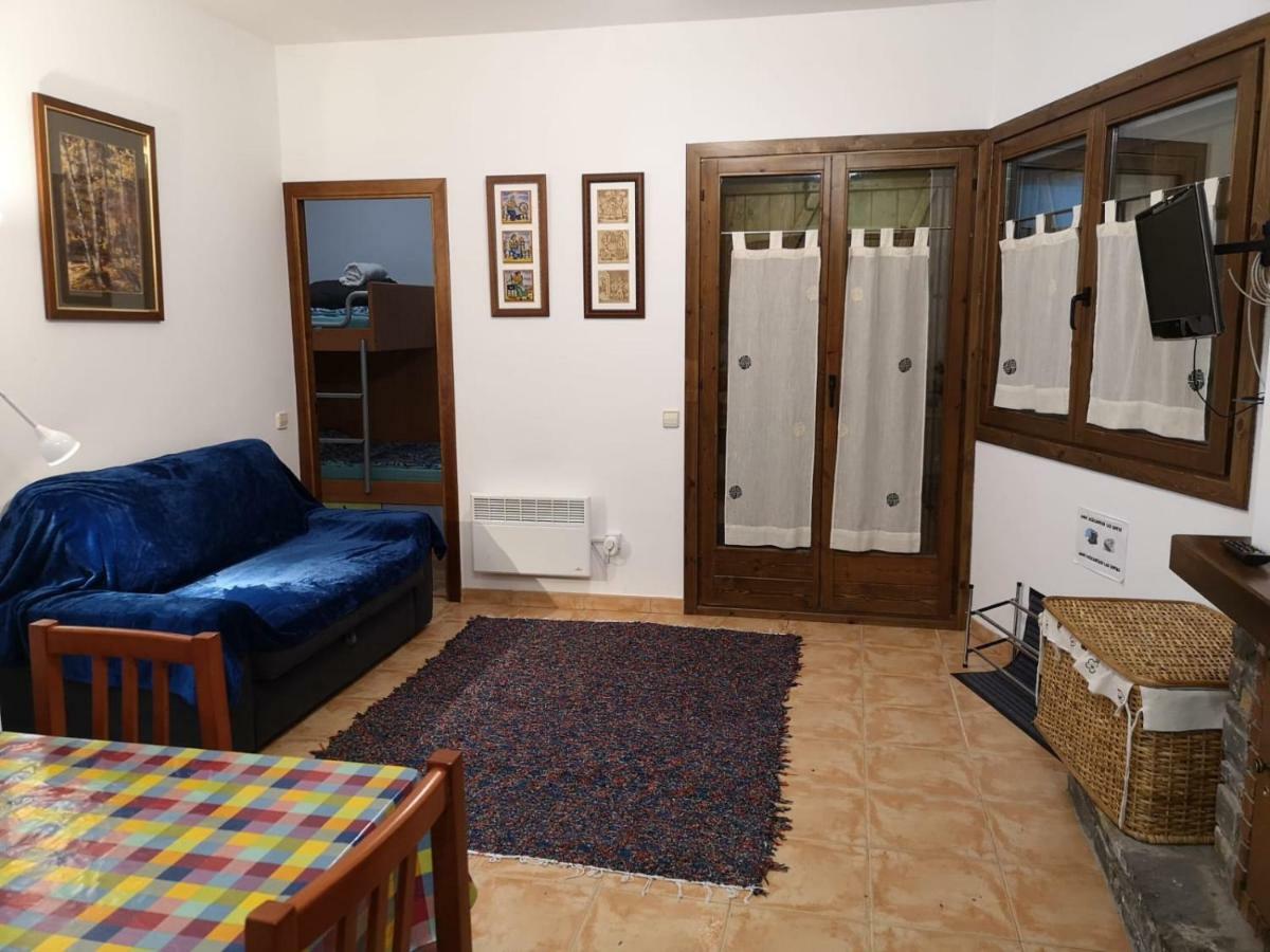 Apartament De La Lali Roní Buitenkant foto
